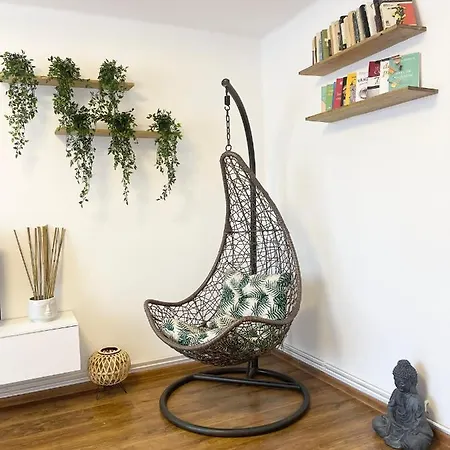 Buddha's Apartment