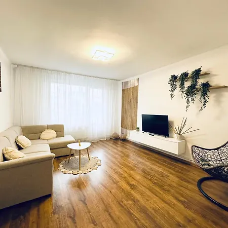 Apartment Buddha's *